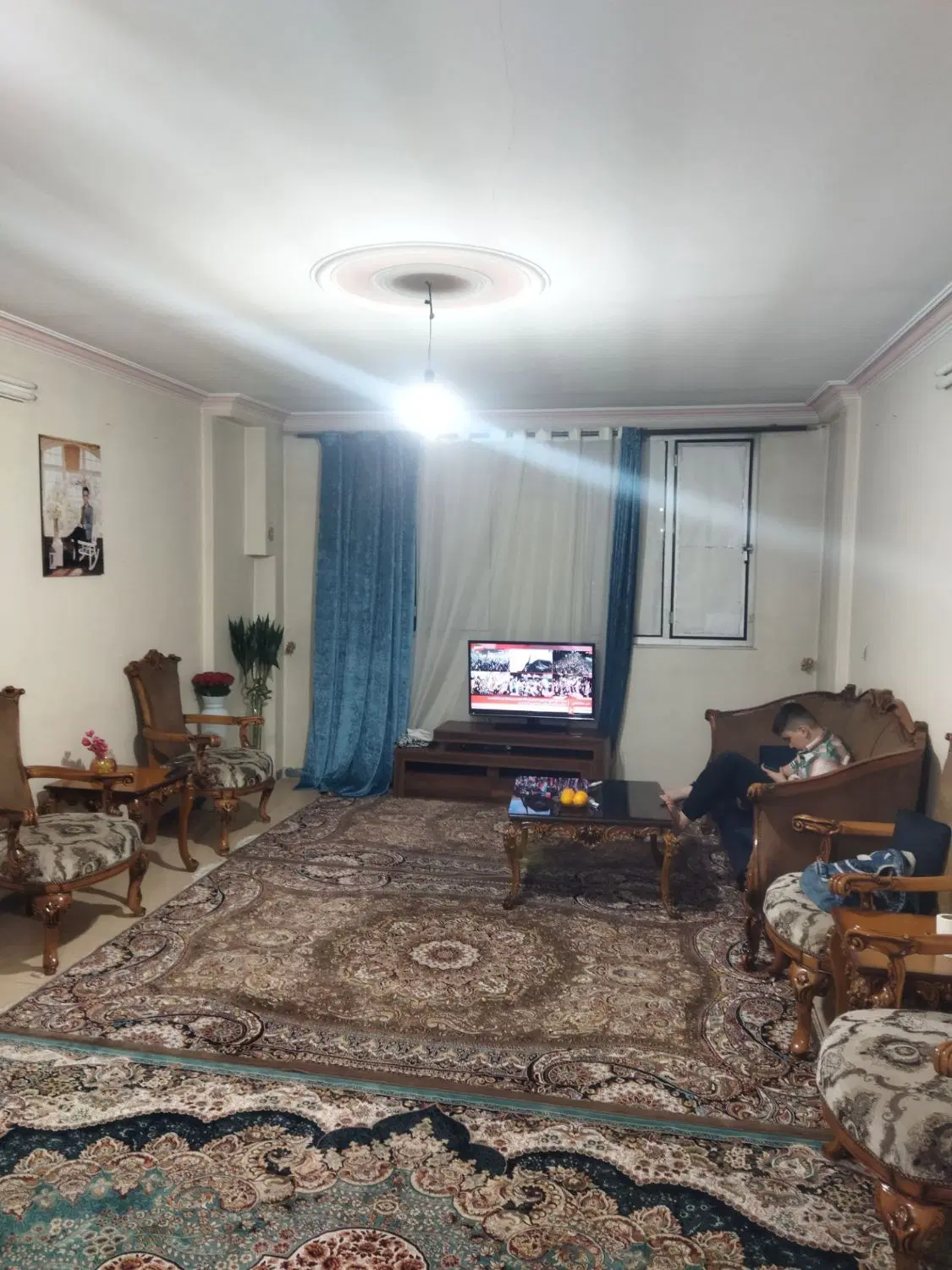 فوری فوری رهن یا اجاره _صالحیه _سی متری_ بوستان۳