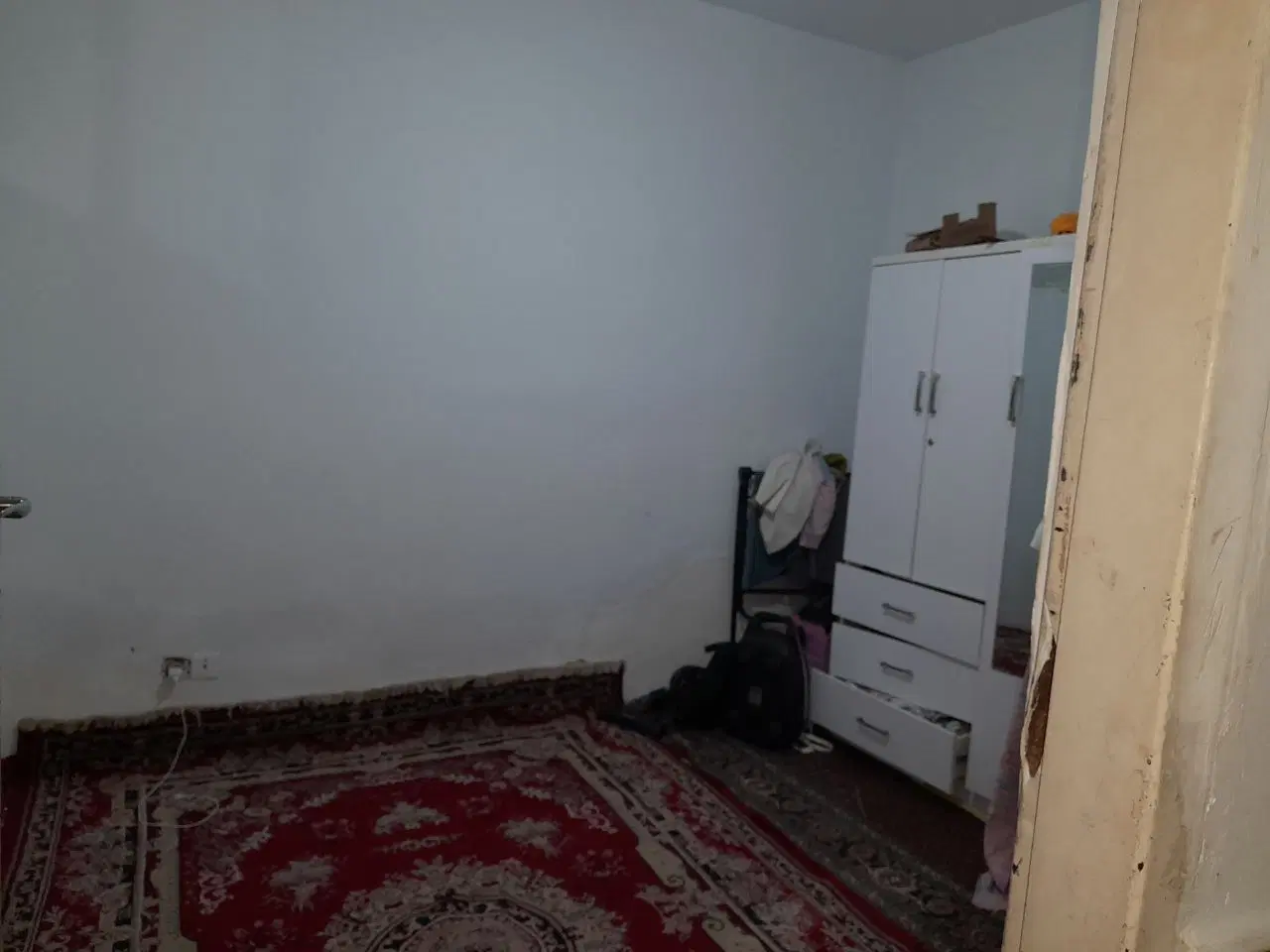 یک واحدنقلی واقع دراصیل آبادشهریار