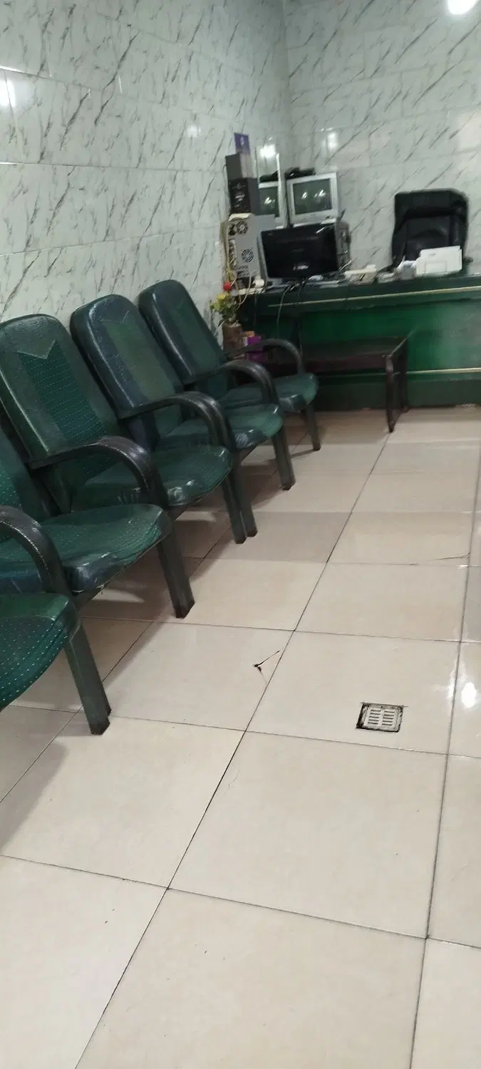 مغازه تجاری فروش