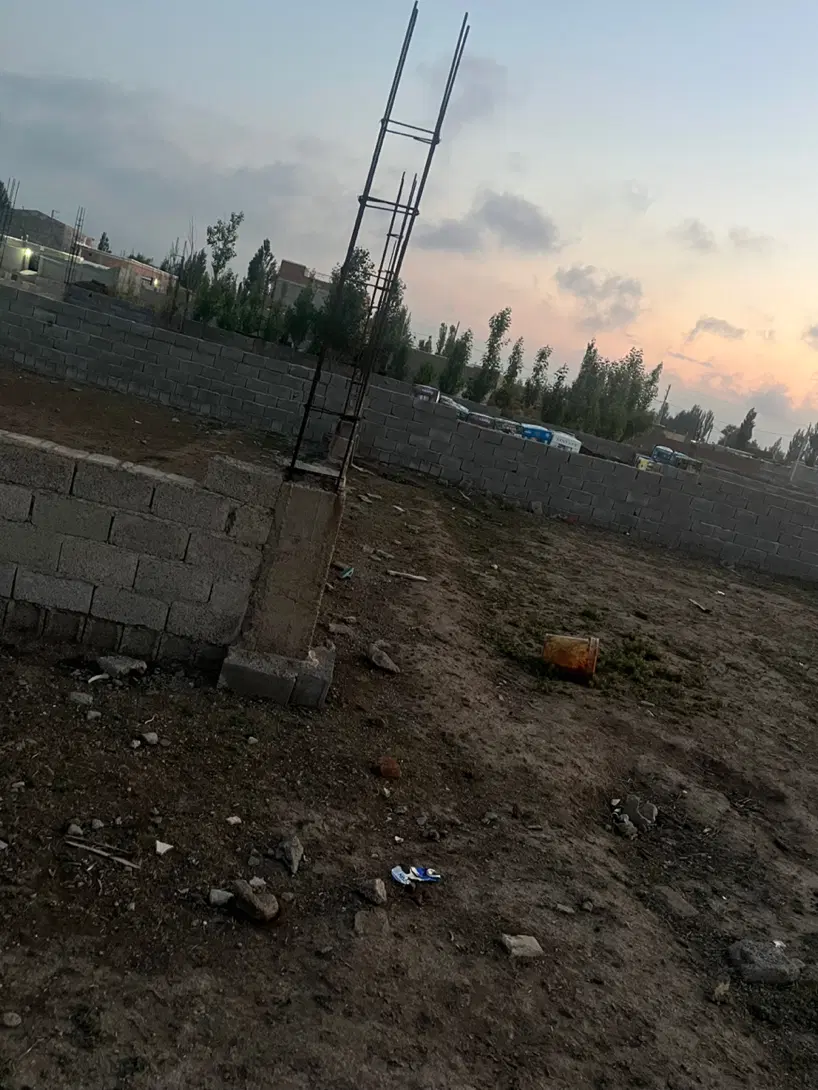 دو قطعه زمین کرکرق