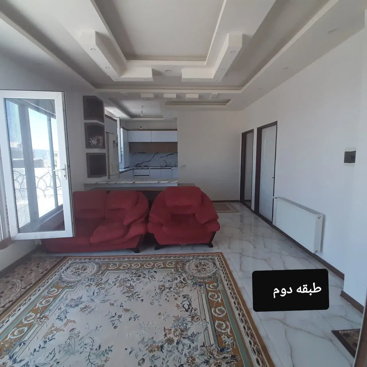 سه سرویس کامل بر خ ۲۰ متری