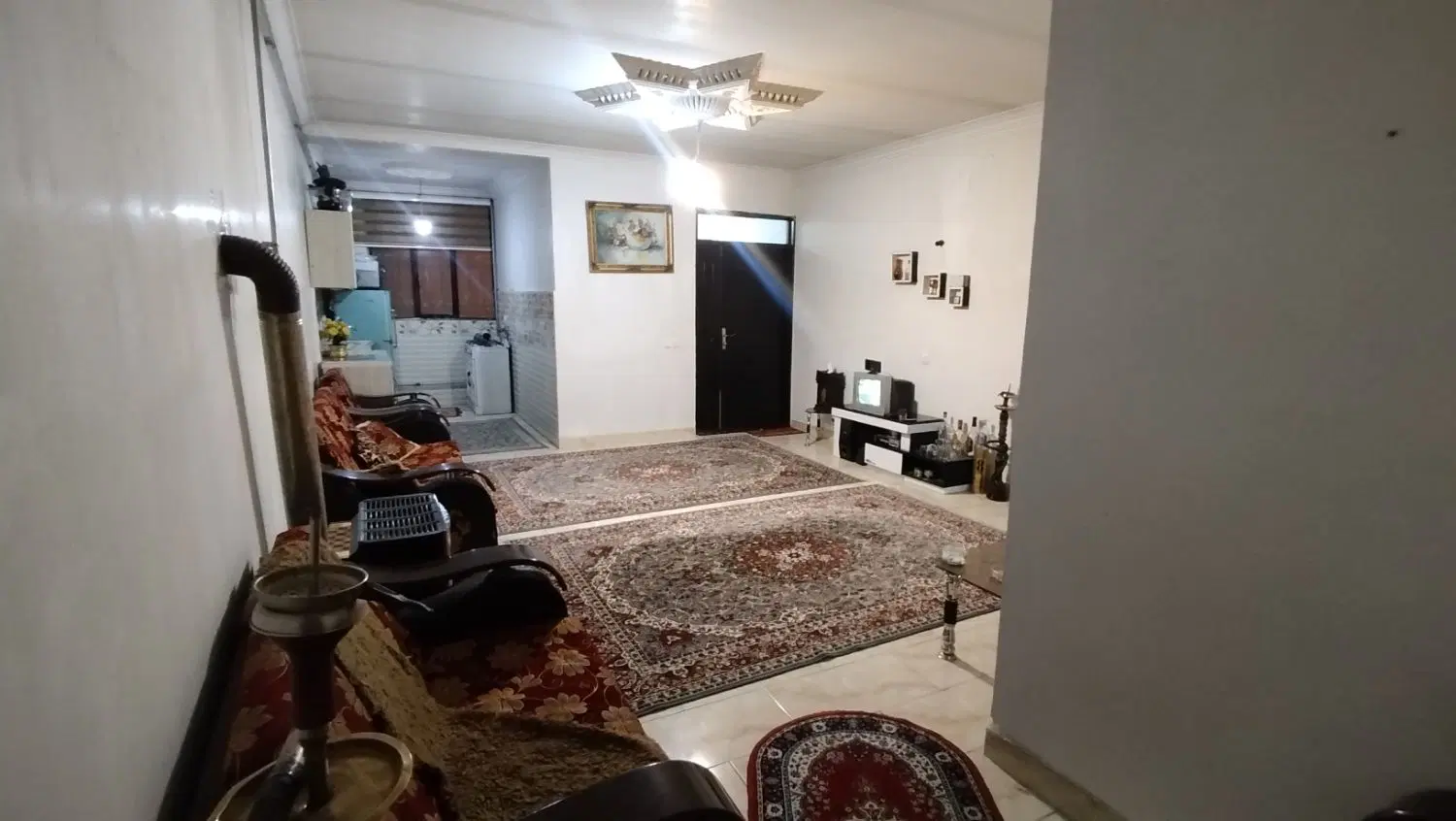 خانه شیک نقلی  در  منطقه خوب ارام