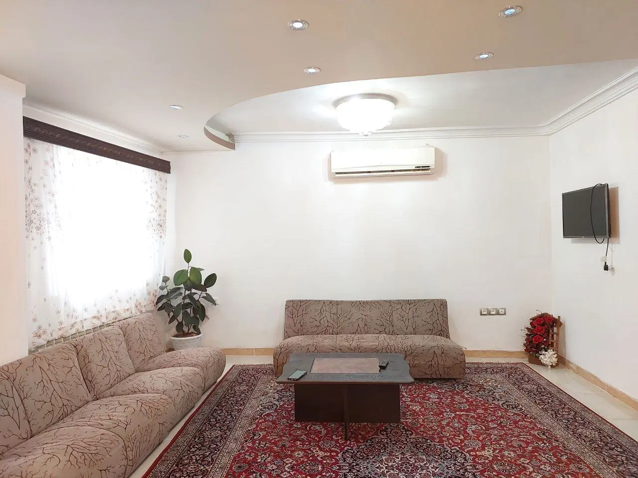 اجاره سوئیت دوخوابه خیابان سعدی رشت