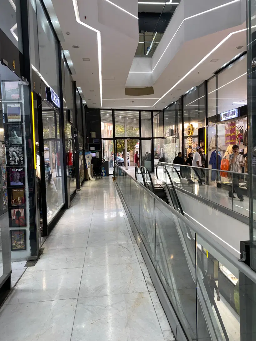 تجاری داخل پاساژ آیس مال