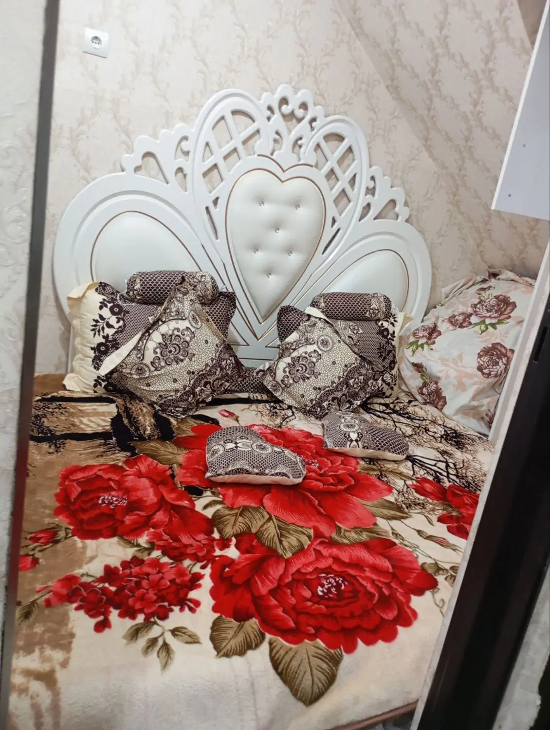 خانه دو طبقه راه جدا