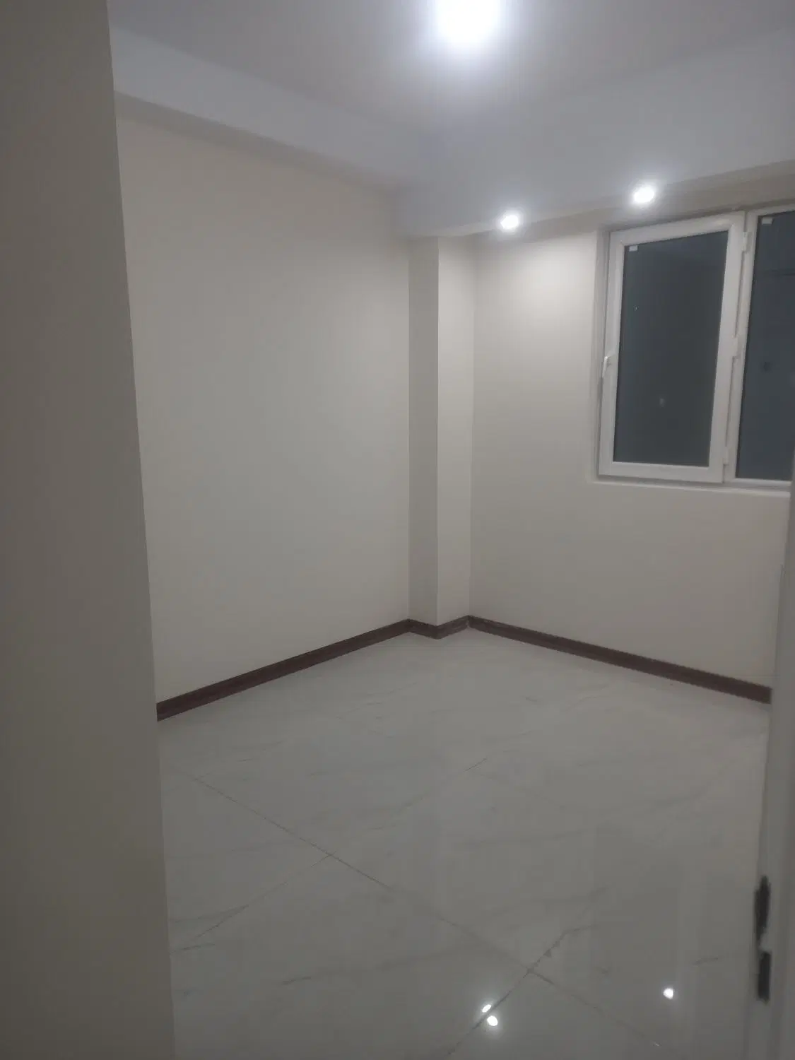 ۱۲۰متر اپارتمان نوساز فول امکانان