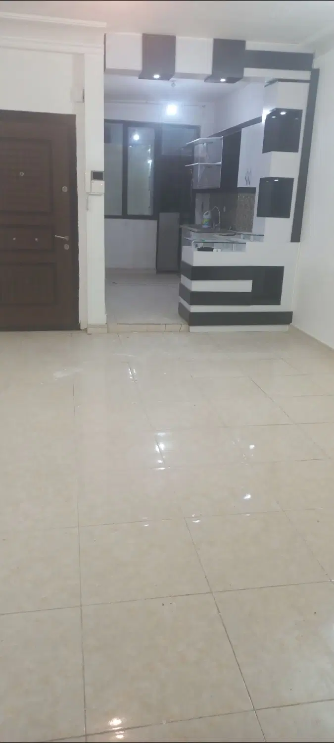 رهن دو آپارتمان و یک سوییت