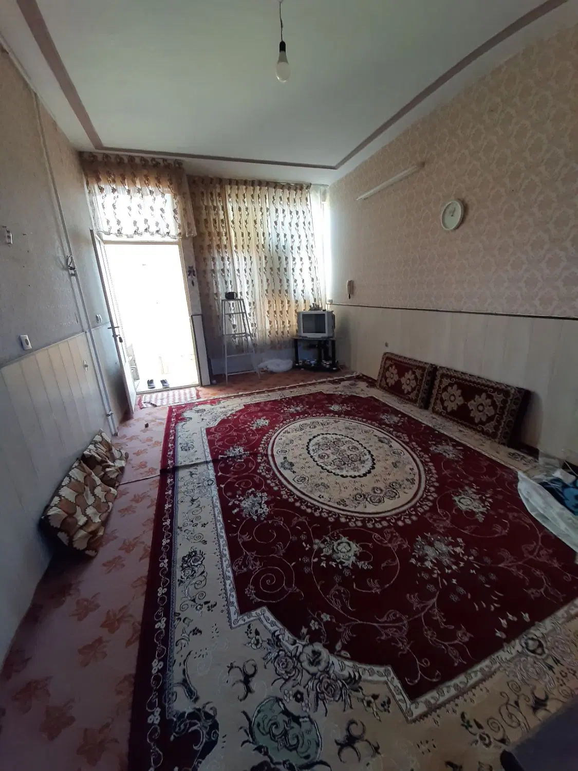 منزل سه طبقه در کاشان