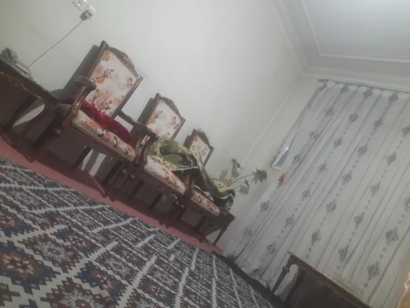 همخونه میخام