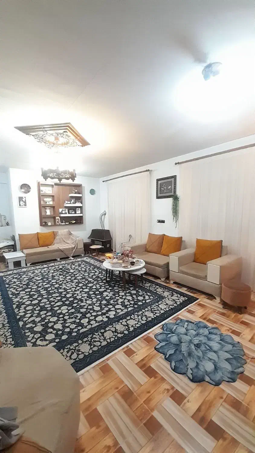 خانه ویلایی شهری سند شش دانگ ۳۴۰ متر