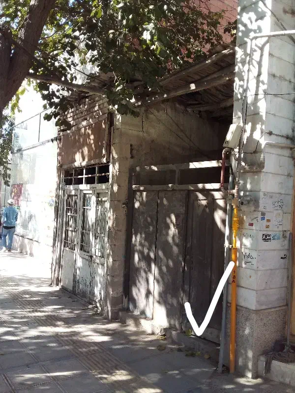ملک حاشیه منصور حصاری+مغازه