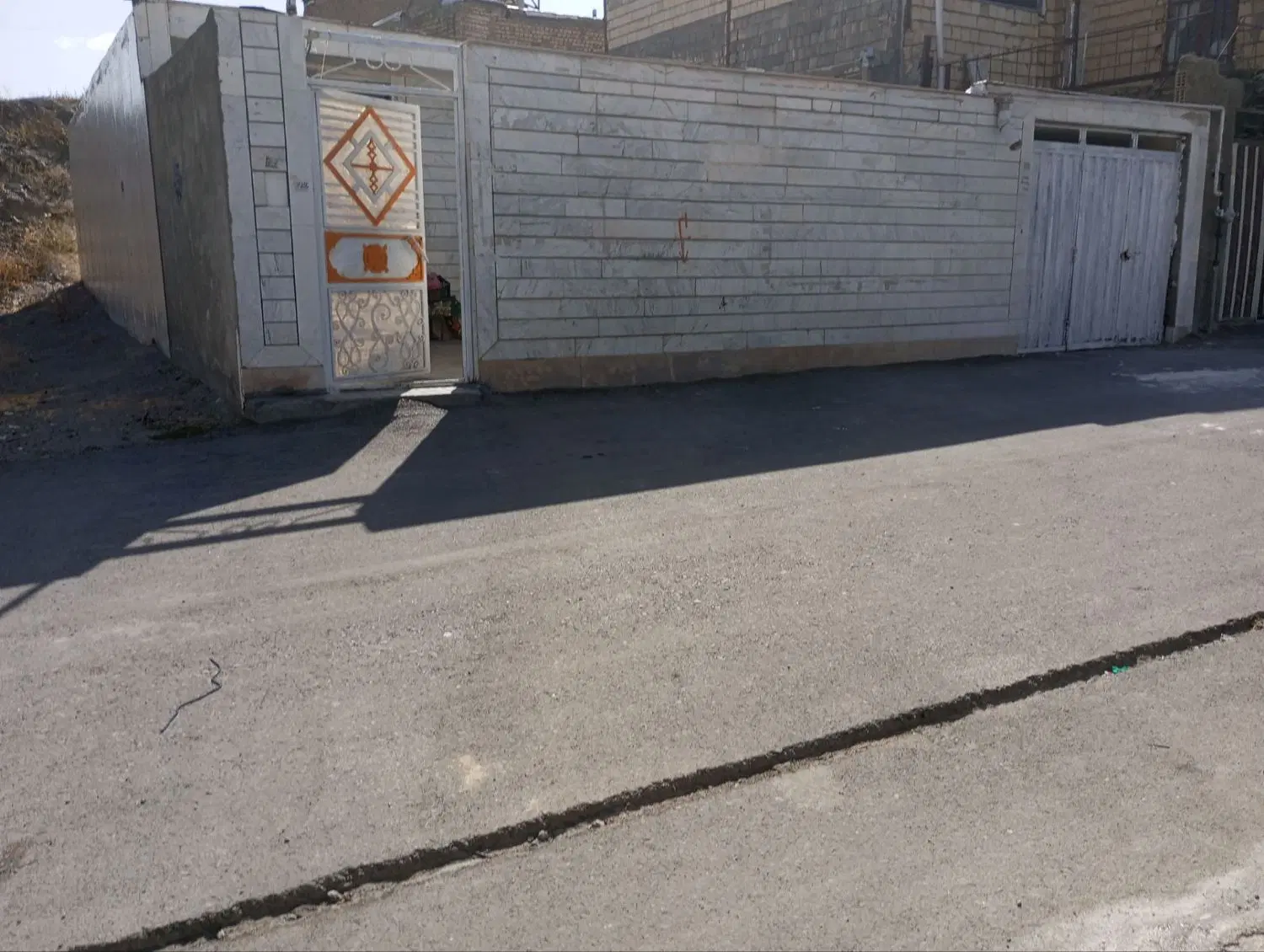 خانه ویلایی واقع در کاظم آباد