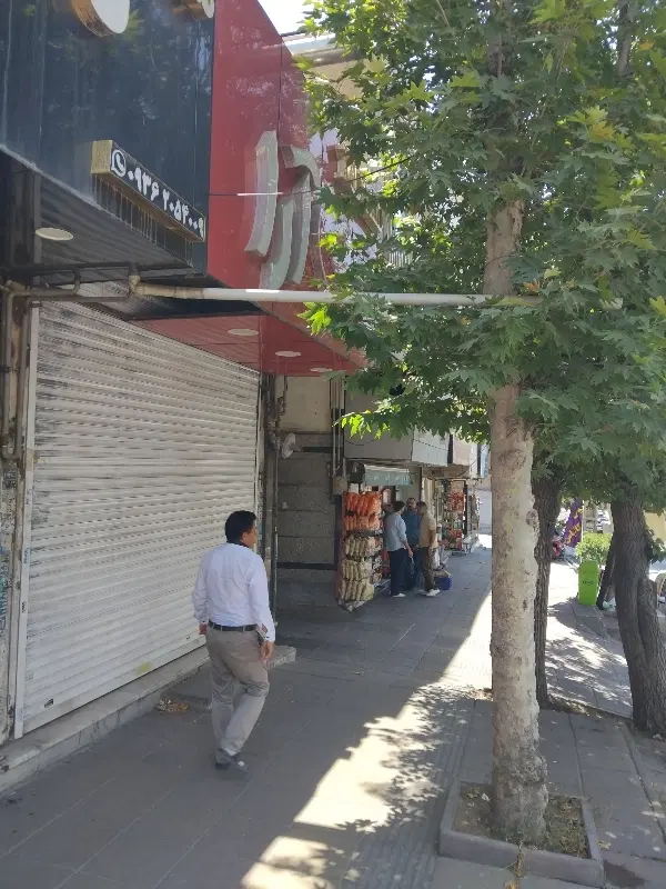 مغازه فروشی بر موذن سند تک ملکیت برگ بدون اصلاحی