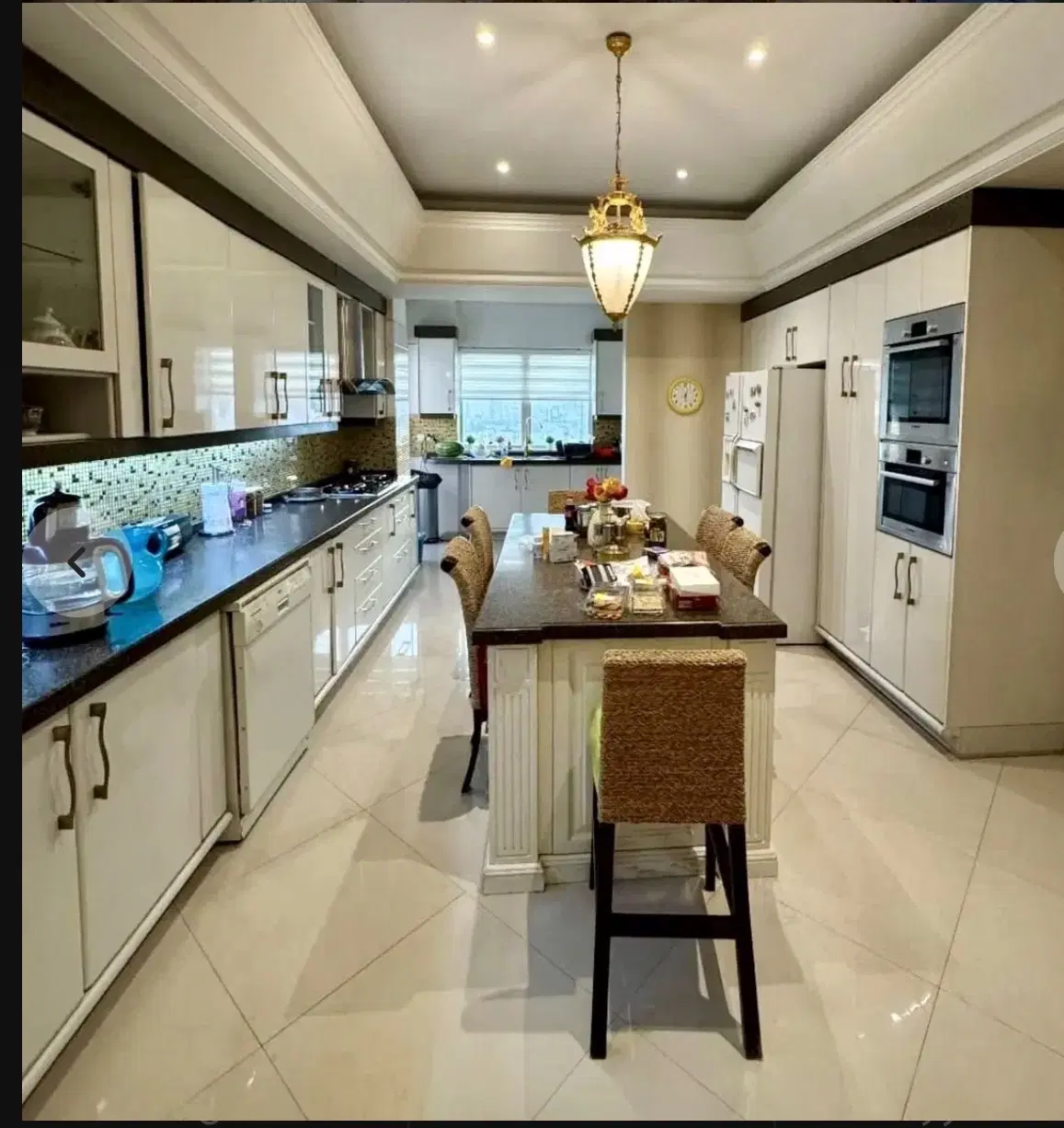 ۸۵مترسنددار ۲خواب بزرگ پارکینگ اختصاصی