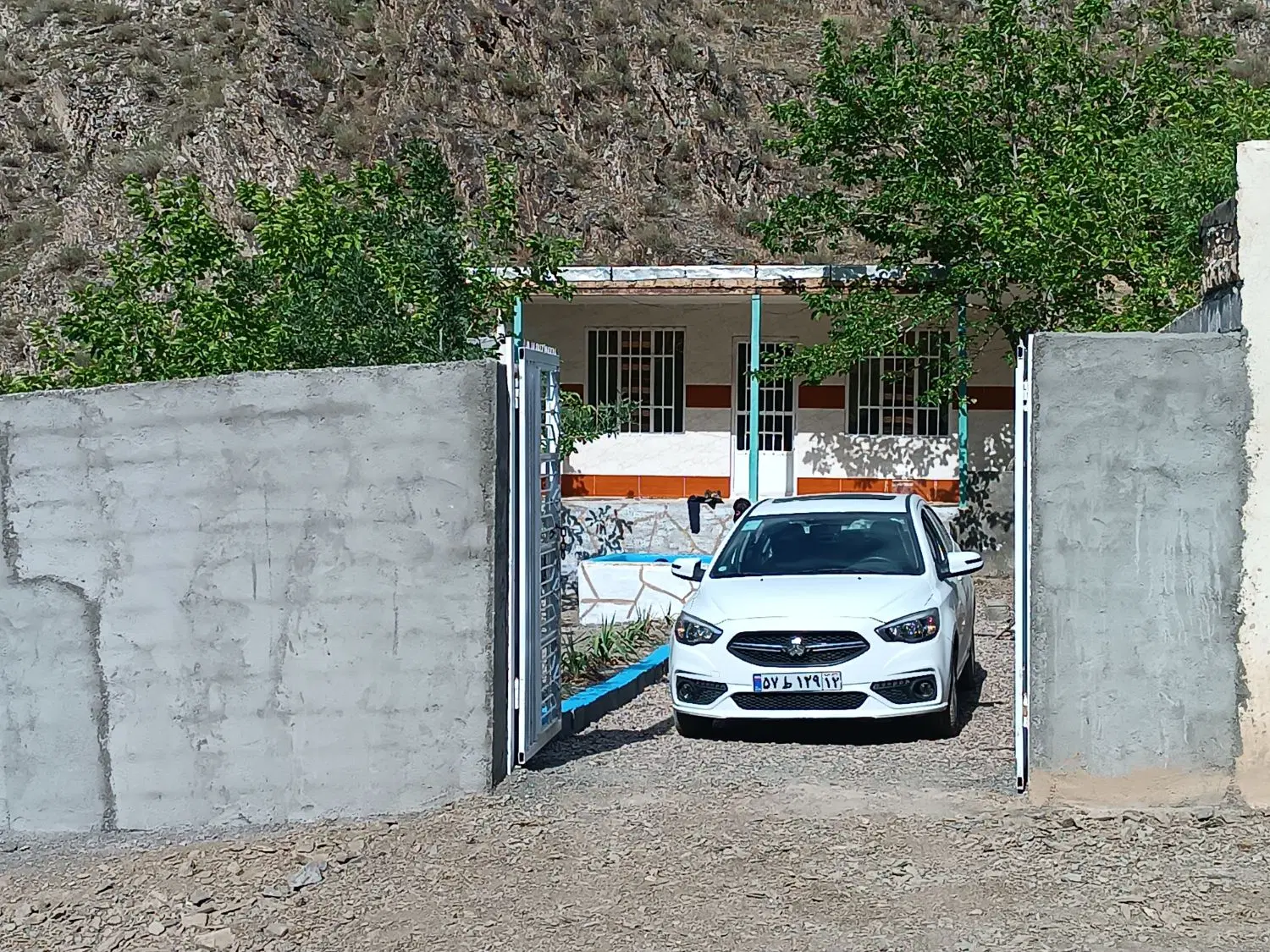خانه باغ ویلا واقع در روستای ابرده