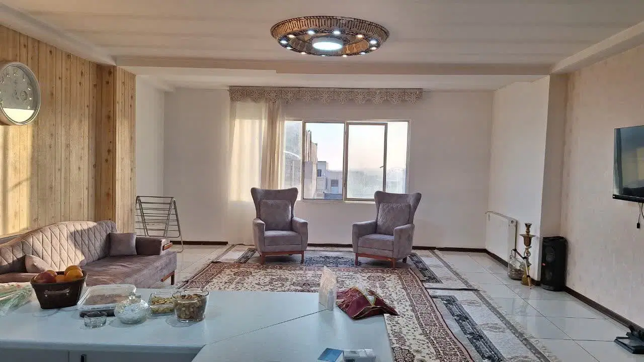 ۸۵متر دو خواب سند برگ