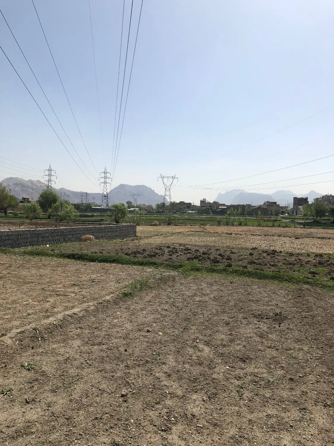 زمین مسکونی