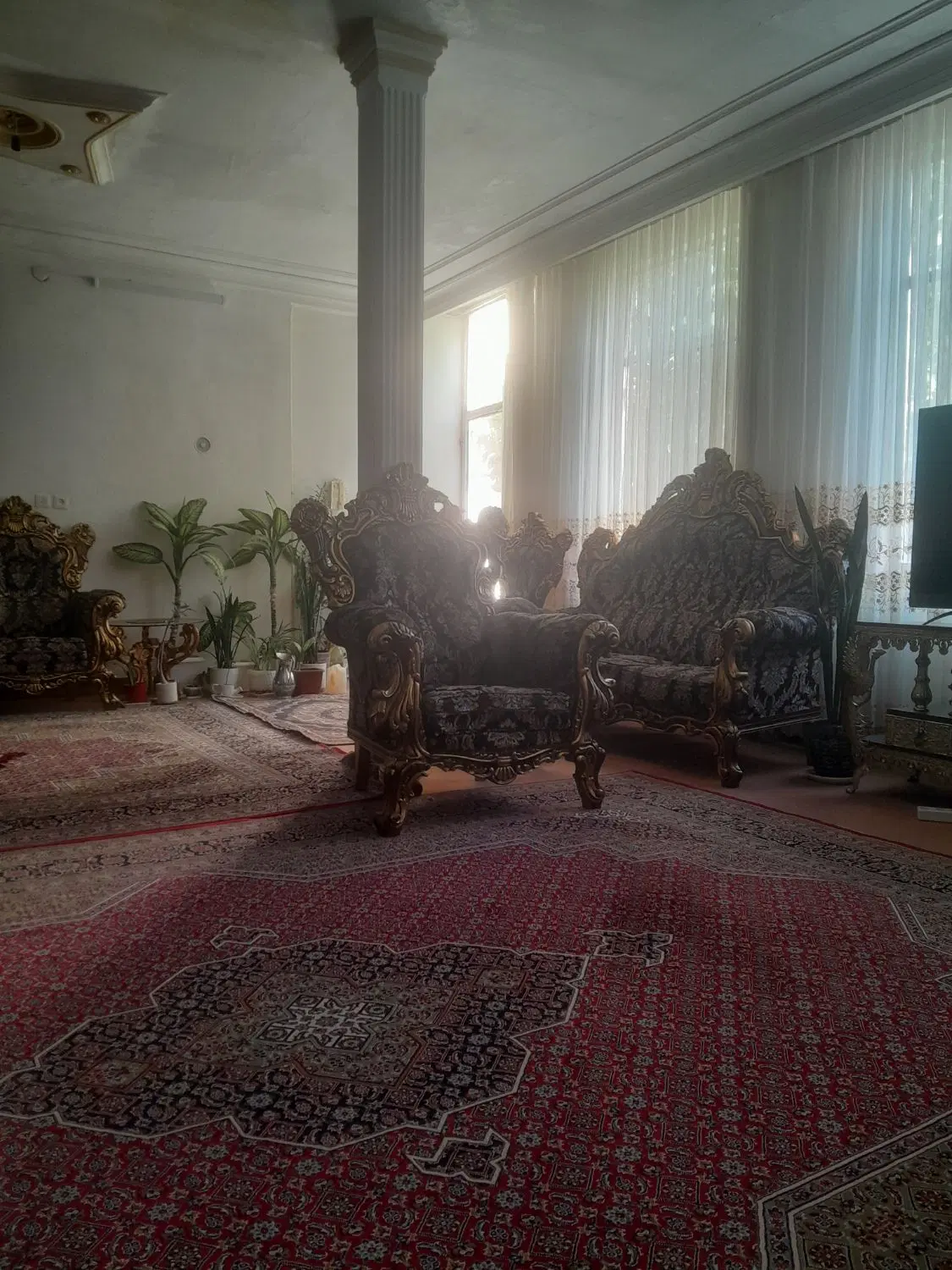 خانه ۲۰۰متری در گلستان مصطفی خمینی