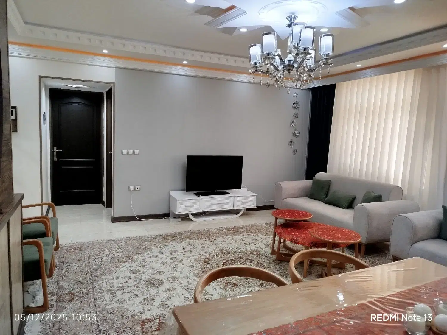 آپارتمان 82 متری _2خواب_پارکینگ_طبقه اول