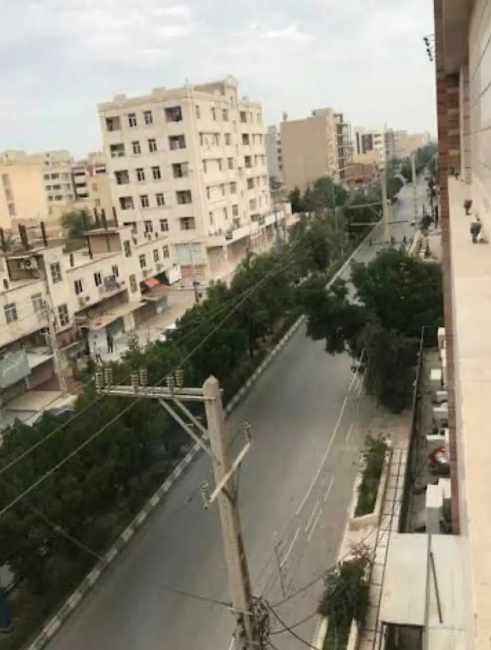 ملک تجاری ۴۰۰ متر اوایل شرقی کیان آباد
