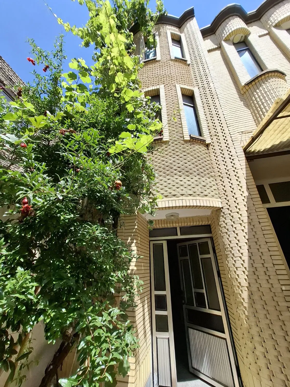 خانه ویلایی ۲ طبقه