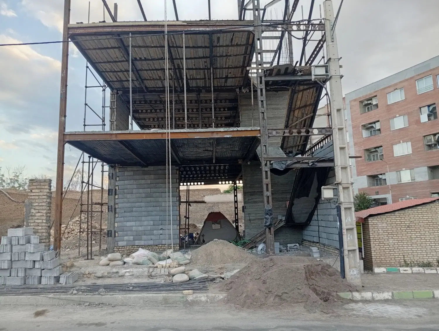 طبقه همکف سنددارپیش فروش