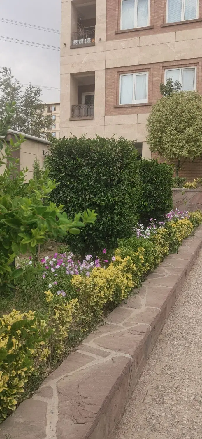آپارتمان ۹۰متری واقع در سازمان اب حکیمیه