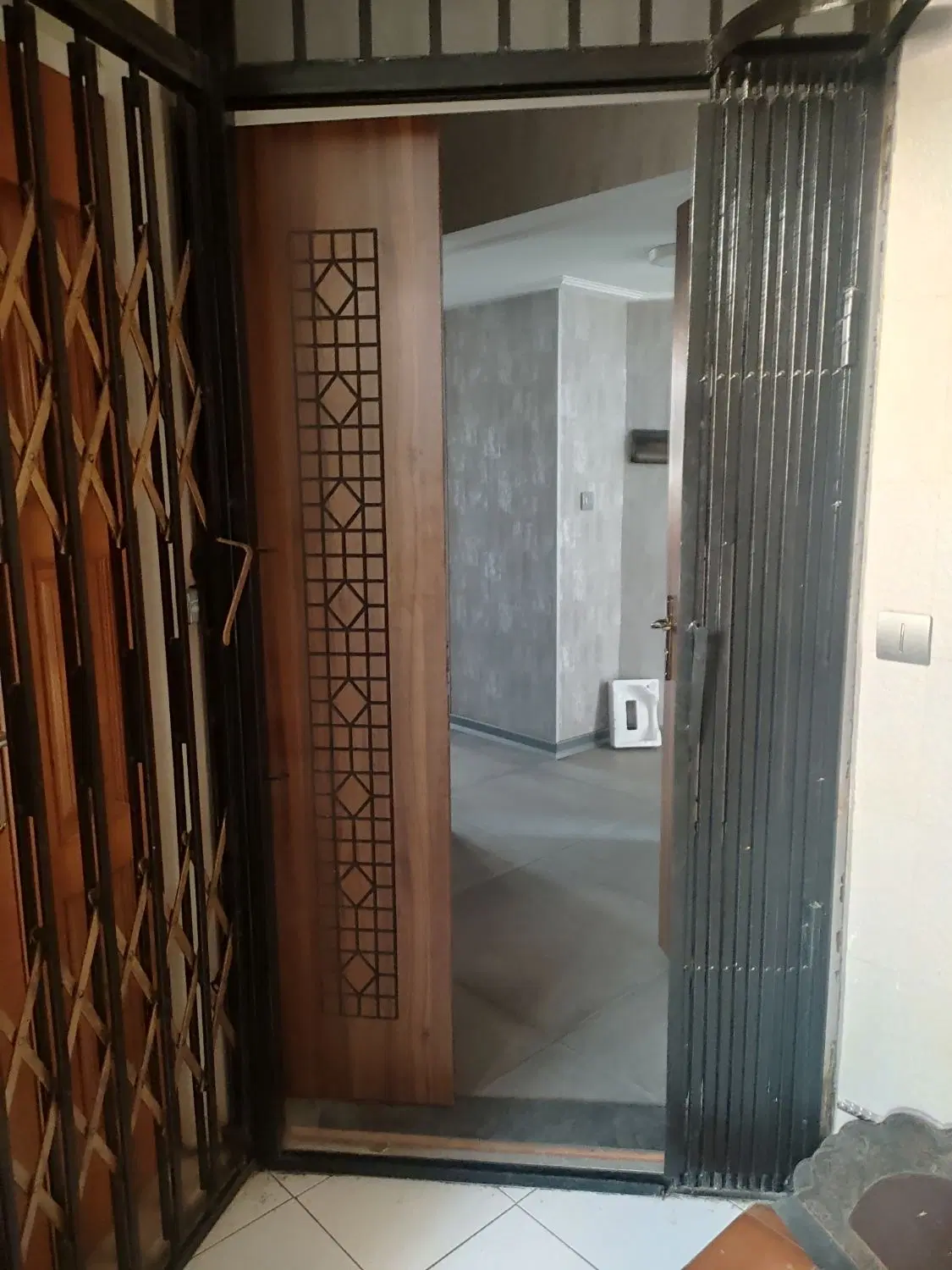 آپارتمان زرهی کلاهدوز دیدن -ـ خریدن