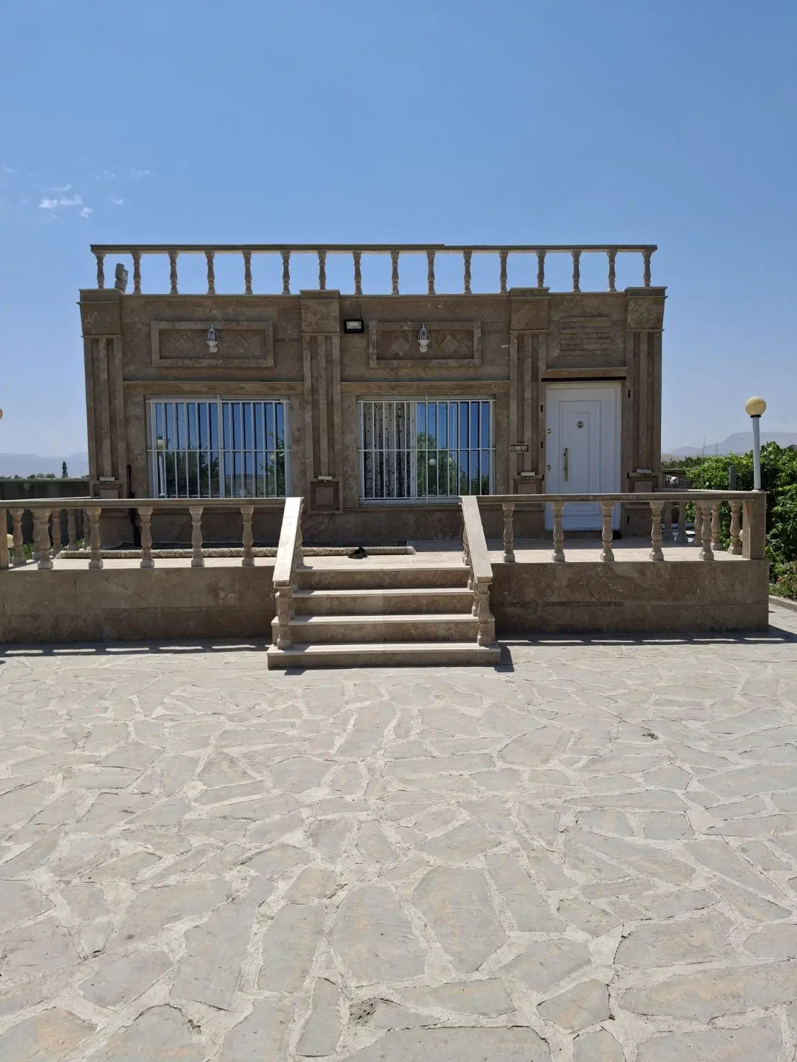 ویلا باغ در جاده سنتو