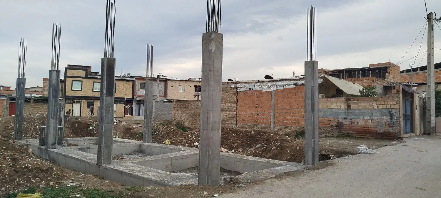 زمین فروشی با ستون‌کشی