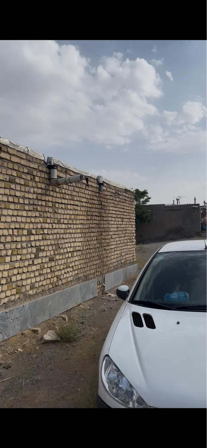 ساختمان نیمه کاره