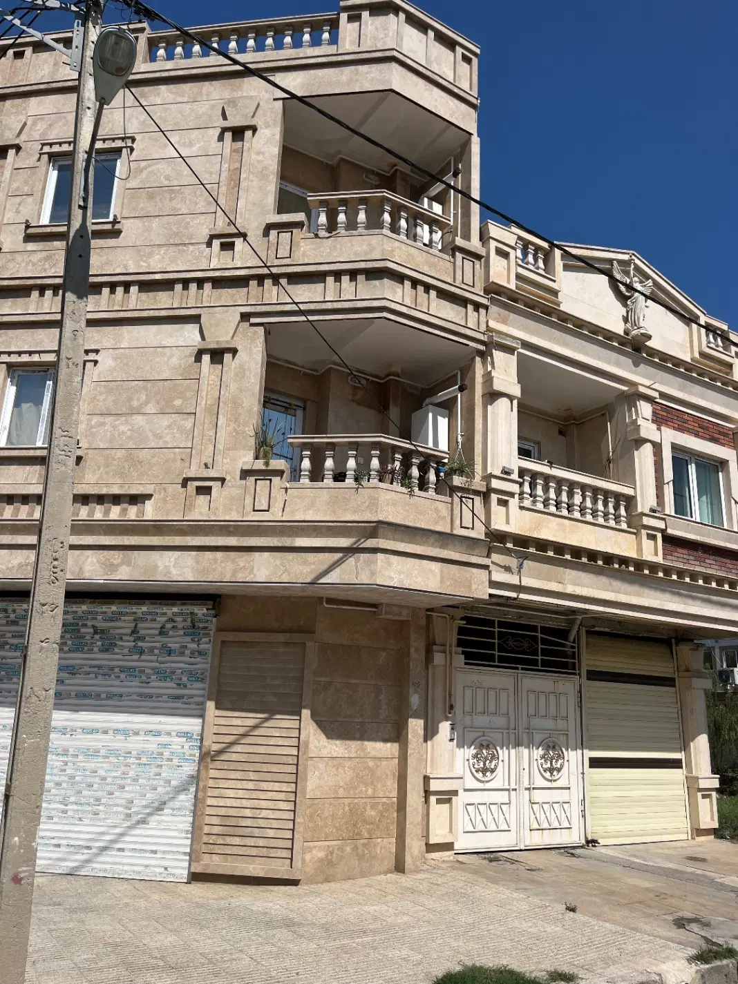 واحد۶۵متری واقع در طبیعت ۱۷