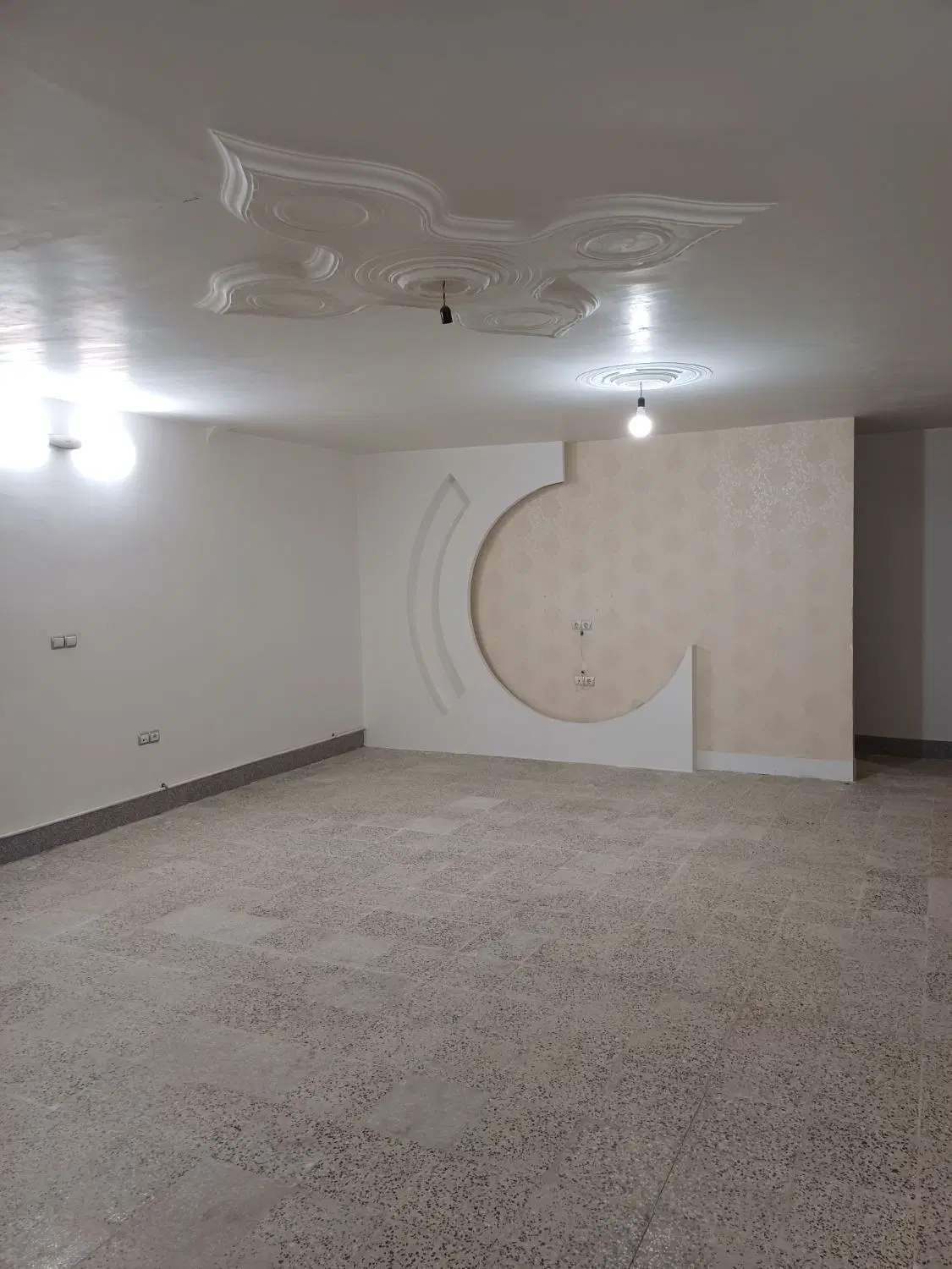 ۹۵ متری کلید اول خیابان دلفان