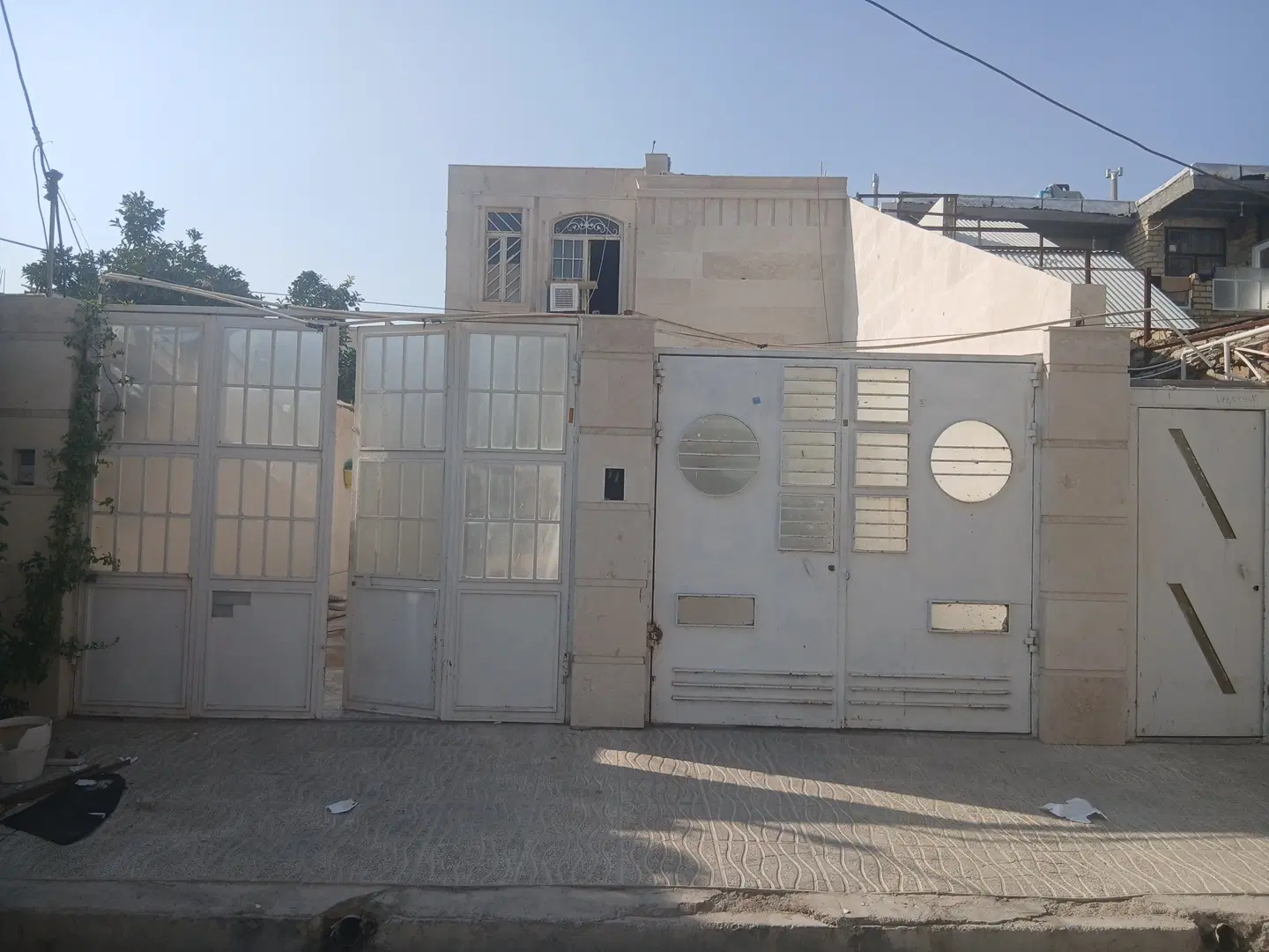 واحد یکخواب با راه پله مشترک