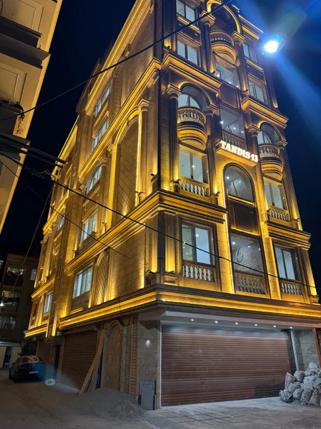 واحد نوساز ۹۰ متر