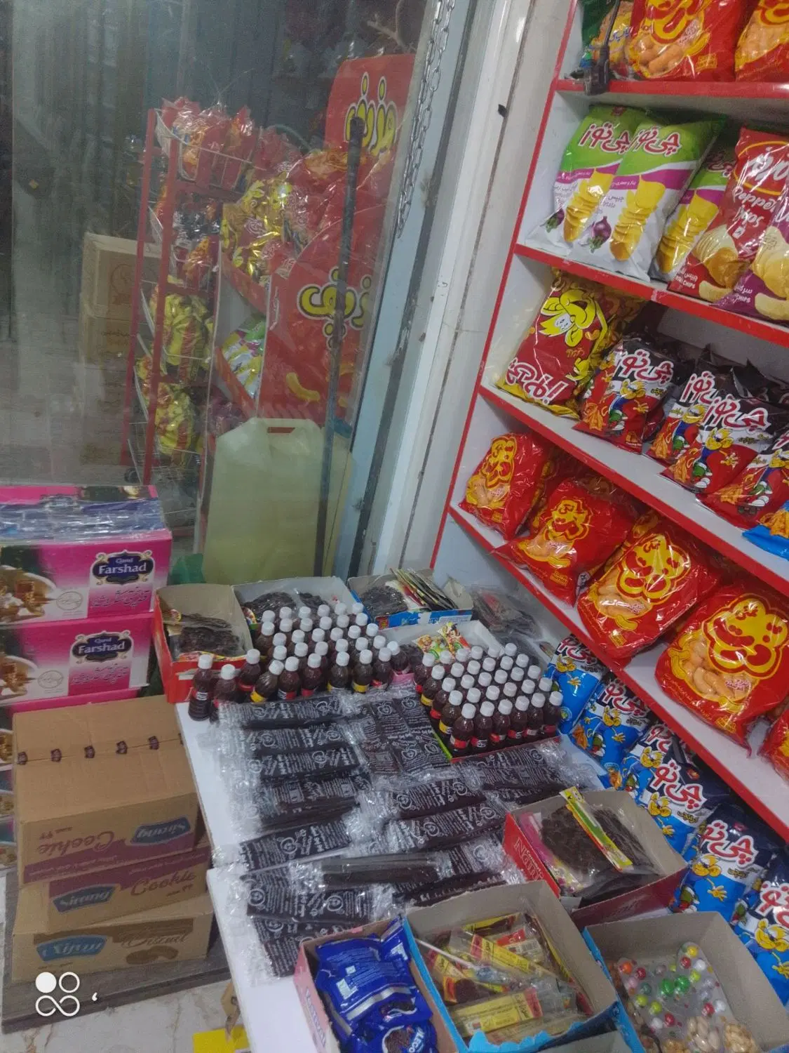 فروش فوری تمام وسایل سوپر مارکت دکان اجاره ای است