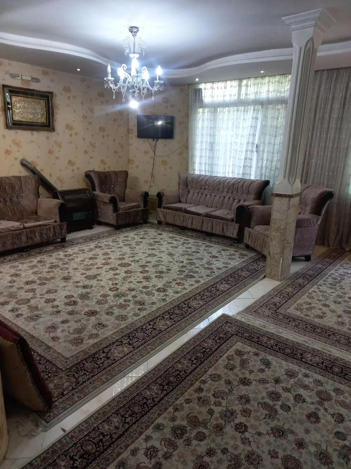 همکف ۱۰۰متر۱۰۰مترحیاط اختصاصی