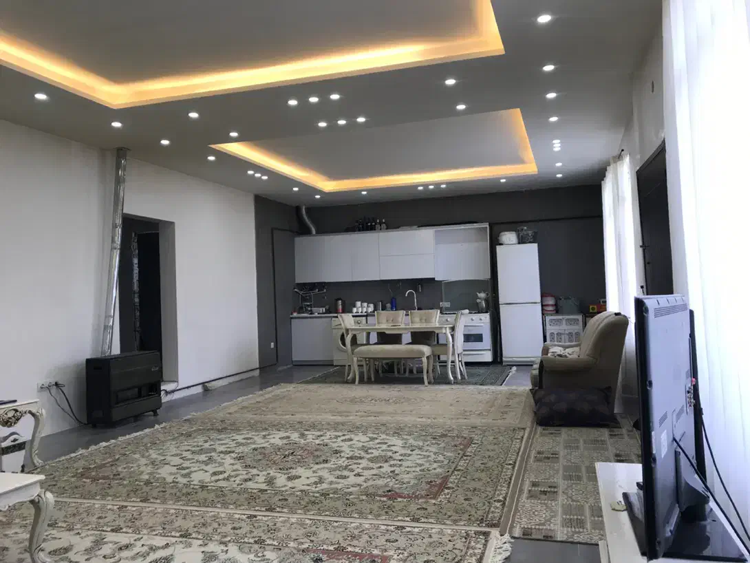 خانه ویلایی ۲۲۰ متری نوساز در روستای زرنان