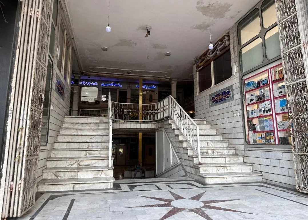 فروش دفتر کار ۲۲ متری خ امام رضا دادگستری