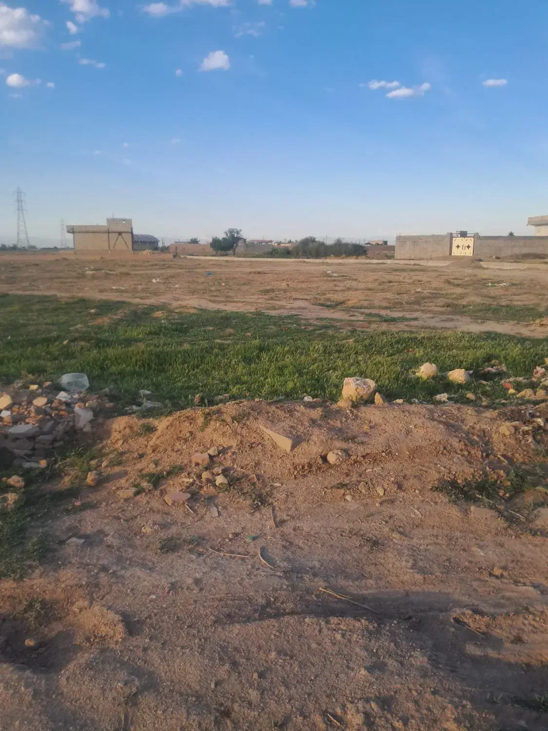 زمین مسکونی