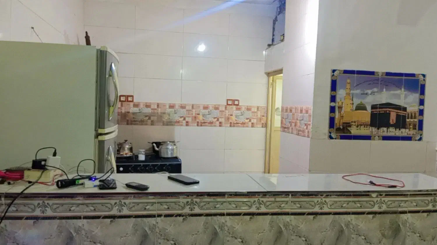 منزل فروشی واقع بین غدیر شهر وسیاهدک