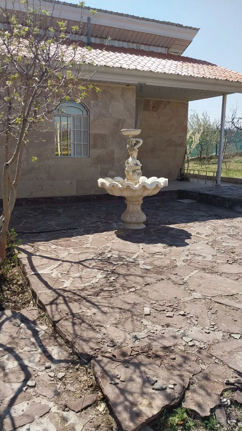۱۴۰۰ متر باغ  آبسرد