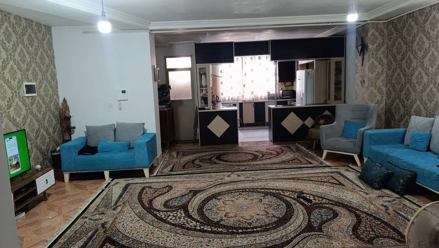 اجاره واحد آپارتمان 93 متری فردوسی 13 طبقه اول