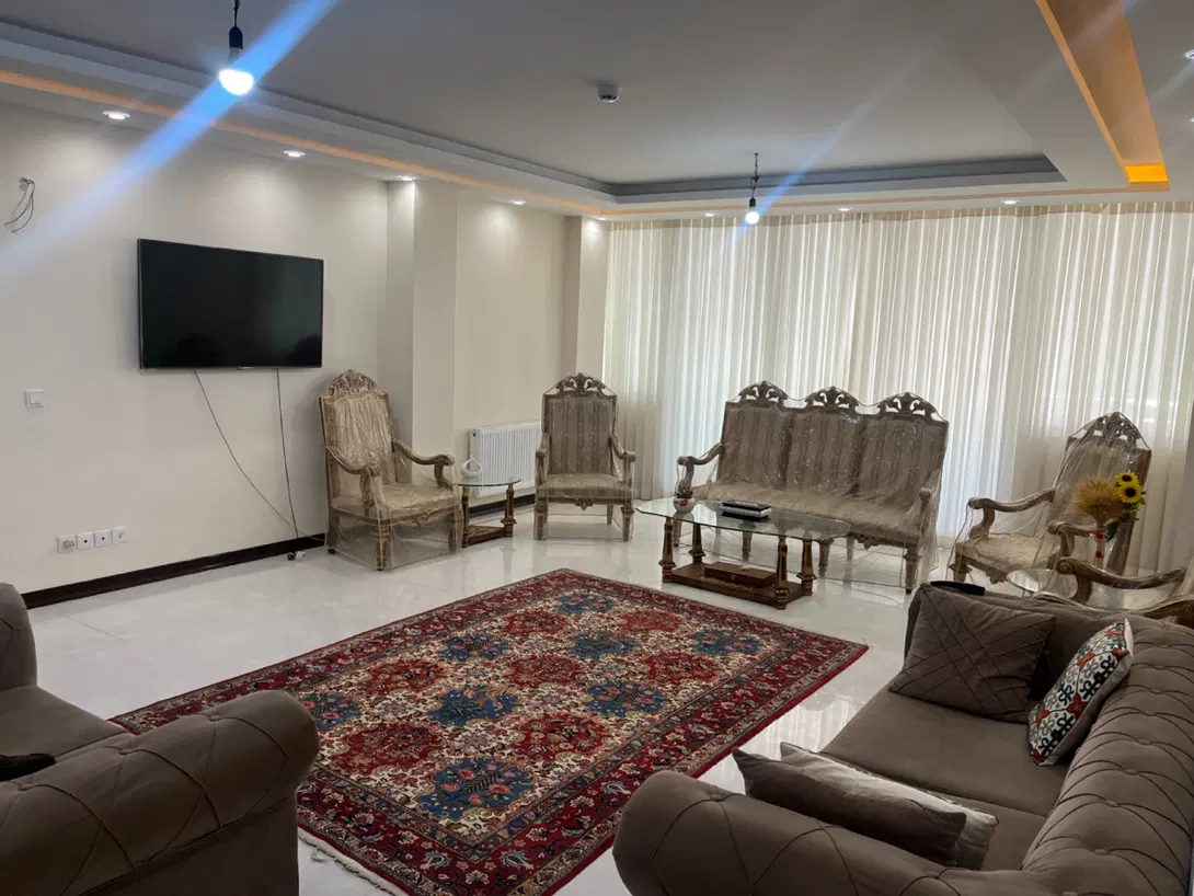 آپارتمان۱۶۰متری پرستار