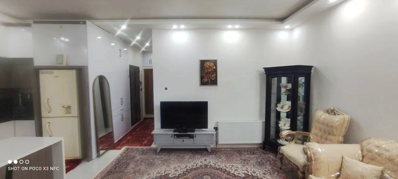واحد 90 متری نوساز فول