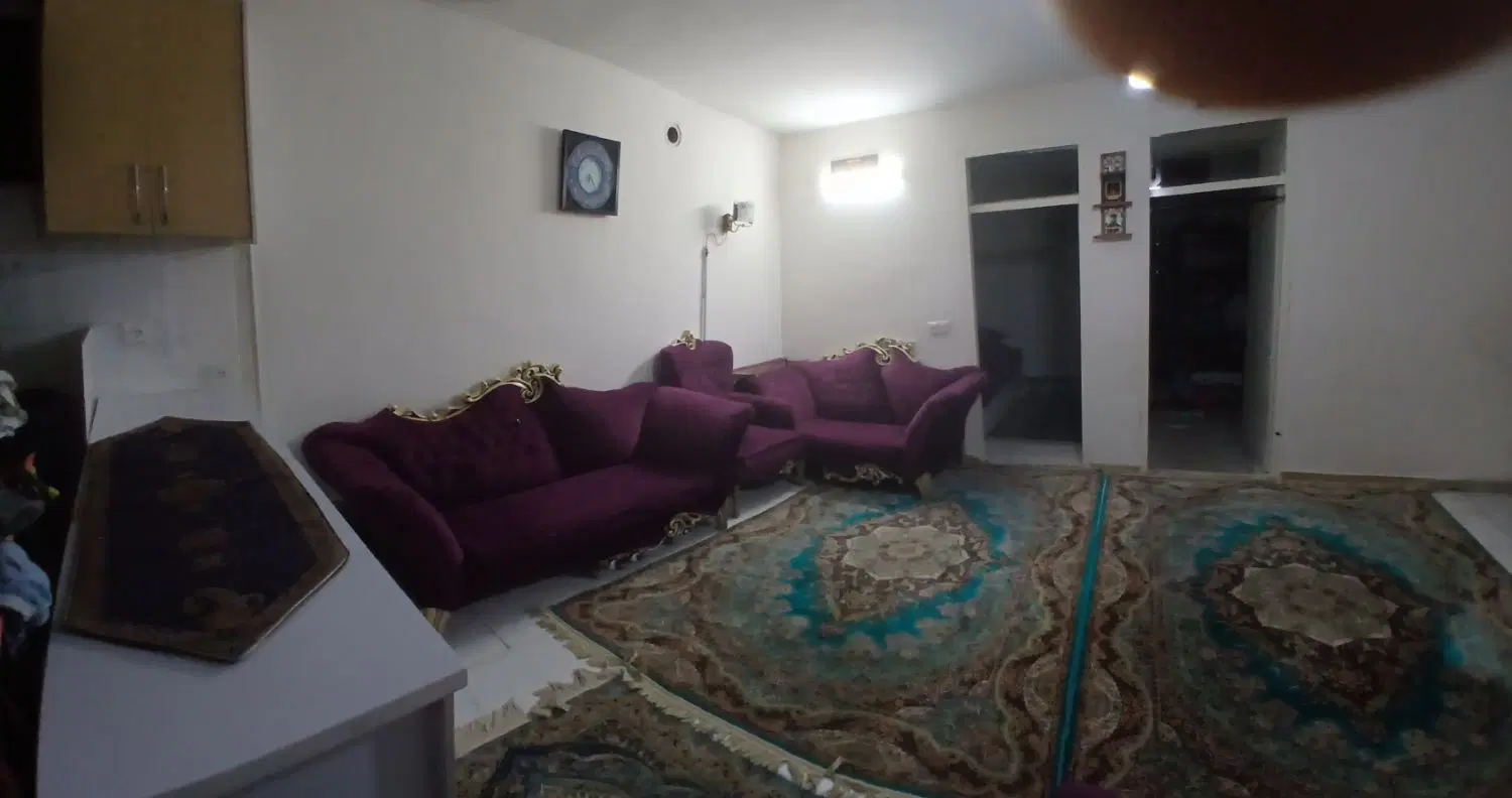 تک واحدی ۸۰ متری حصارک بالا با پارکینگ