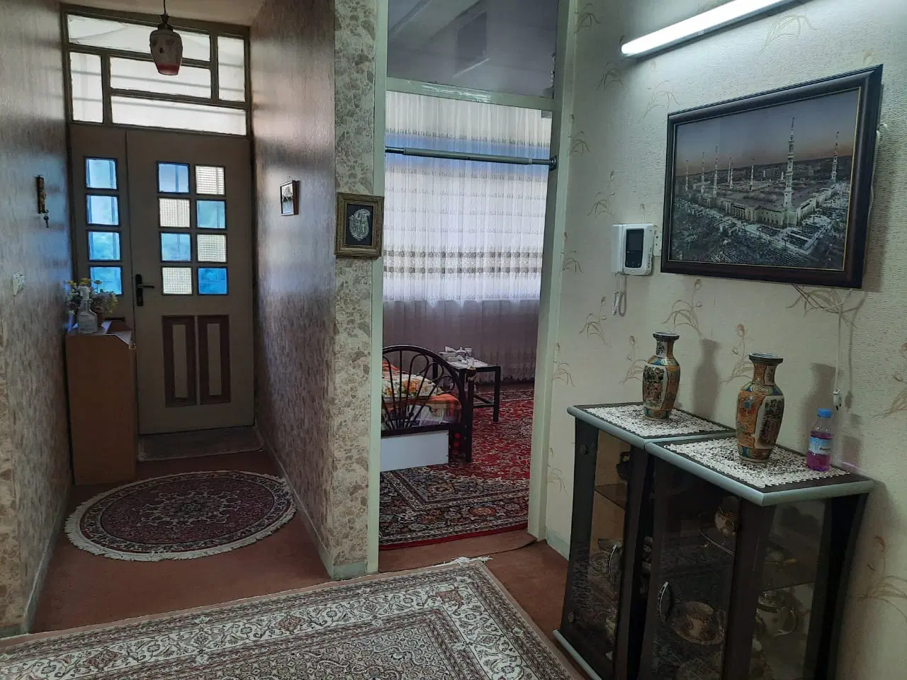 ویلایی ۲۰۰متری بر۱۰سندتک برگ شاهین ویلا