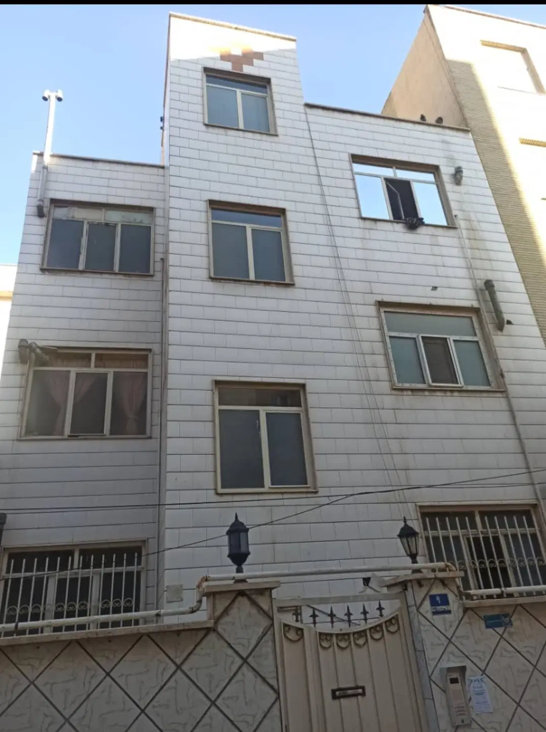 فروش آپارتمان ۳۷ متری خوش نقشه نزدیک مترو نواب
