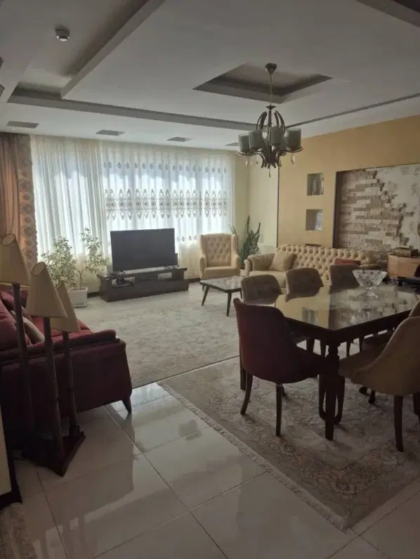 ۸۰متر  سندی _بازسازی شده_رو به نما_فوری