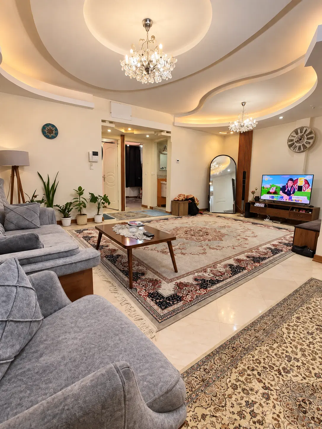 74متر تک واحدی،دور میدان